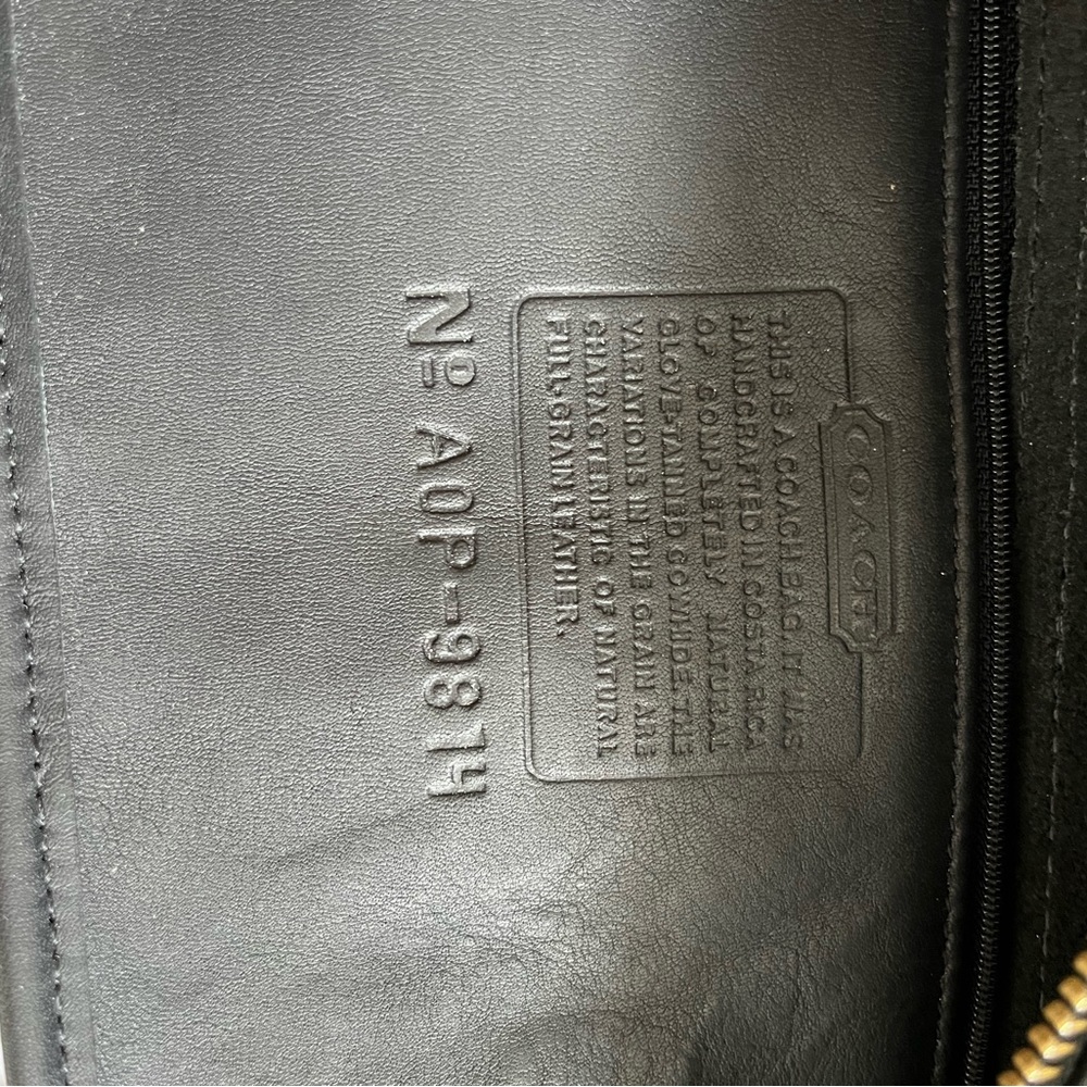 Coach… Vintage black Coach! Super clean❗️ - Picture 8 of 9